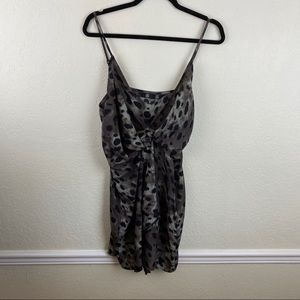 💥5/25 Missguided grey white leopard strap mini